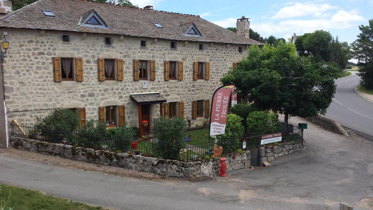 La Pierre Trouee Chambre D'Hotes Châteauneuf-de-Randon Kültér fotó
