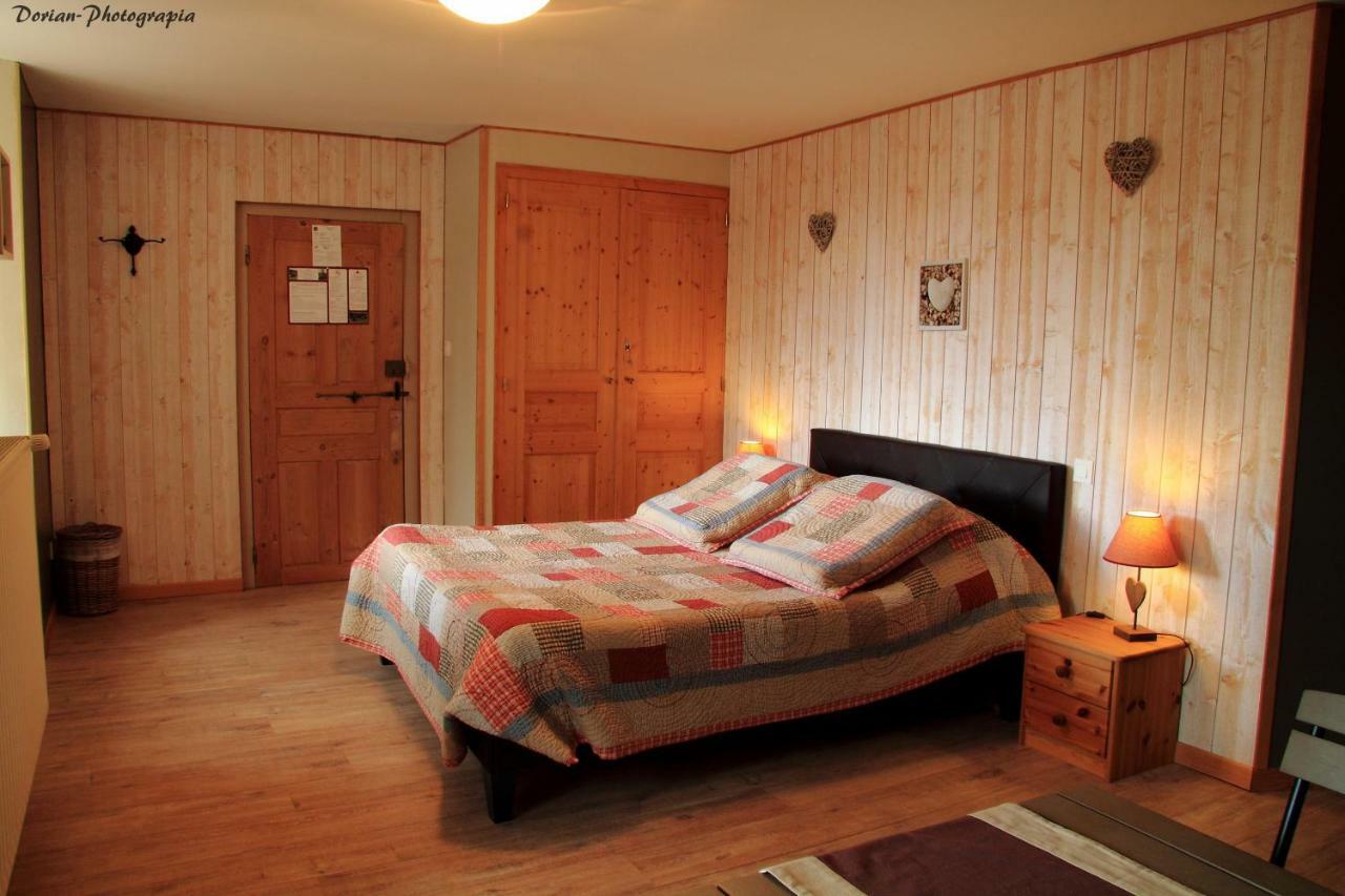 La Pierre Trouee Chambre D'Hotes Châteauneuf-de-Randon Kültér fotó