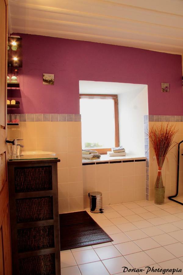 La Pierre Trouee Chambre D'Hotes Châteauneuf-de-Randon Kültér fotó